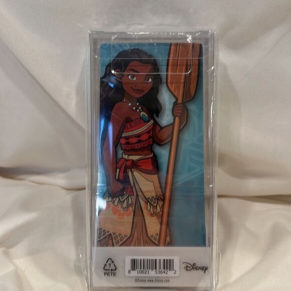 Disney Princess Moana Figpin #687 NEW 3 inch pin or free stand - Picture 3 of 4
